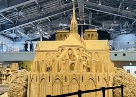 心ときめく「砂の美術館」