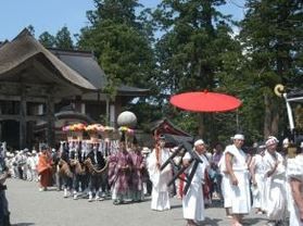 本日開催!「出羽三山神社」<br>花祭り
