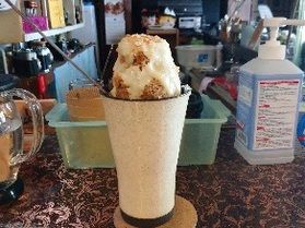 夏期限定 コーヒーシロップのかき氷