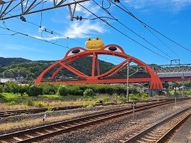可愛いかえるが特徴の印南町「かえる大橋」