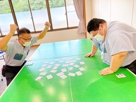 大の大人が本気(マジ)になるカードゲーム　魚魚(とと)あわせ