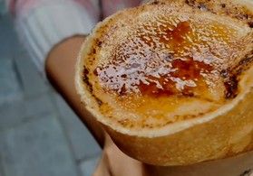 お参りついでに美味しいクレ－プいかがでしょうか！！