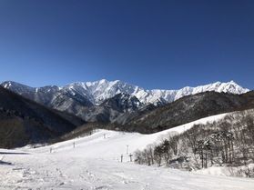 信州のスキー場巡りの拠点に❄