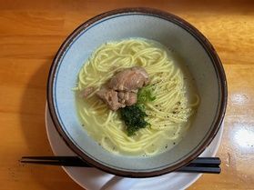 スープ研究処 ぶいよん