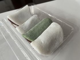 太地町名物!!「てつめん餅」