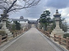 築城の名手が造った「今治城」