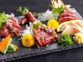 【4~6月限定】桜肉の盛り合わせ