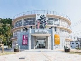倉吉市のイベント「岩合光昭写真展　ねこのとけい」