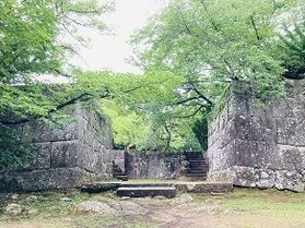 おすすめ微睡(まどろみ)スポットその3 ~丹鶴城公園~