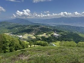 低山登山に最適な季節です　斑尾山