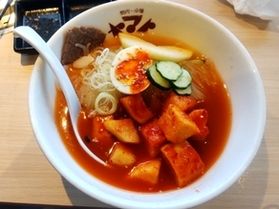 盛岡三大麺のうち二つ 盛岡冷麺とわんこそば