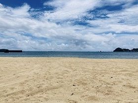 間もなく海水浴シーズン到来~ブルービーチ那智~