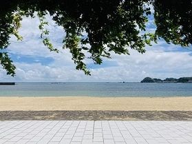 海水浴の季節が到来 ~ブルービーチ那智~