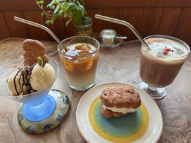人気なカフェ 「暦」