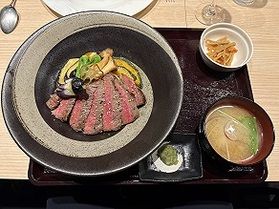 NIKUダイニング「meat meet」