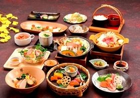 【秋の特別会席コース】<br>秋鮭と山形牛の旬彩料理