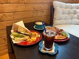 白馬の澄んだ空気と一緒に味わう、こだわりの一杯