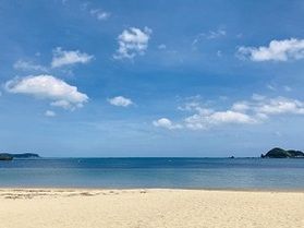 海水浴の季節は続く ~ブルービーチ那智~