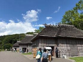 ウポポイ ウポポイ<br>アイヌ民族の伝統を学ぶ