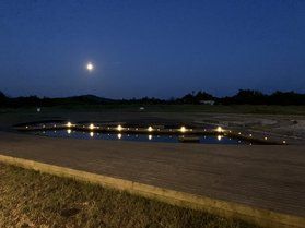 水の広場ライトアップはじめました