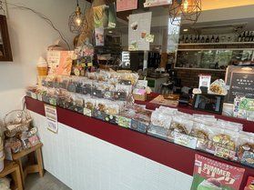 ベルギーワッフル専門店!もみの木カフェ