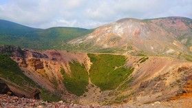 大自然が作りだした絶景 吾妻小富士