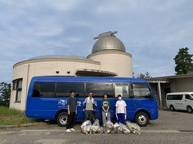 スタッフによる清掃活動「海ゴミゼロの日」スタート!