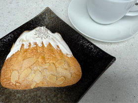 昔ながらのケーキ屋「長崎屋洋菓子店」