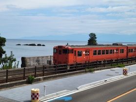 オーシャンビューを満喫!雨晴海岸(あまはらし)