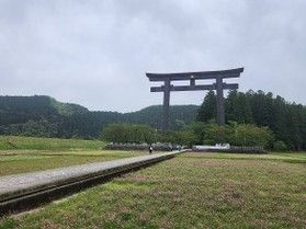 日本で最も大きい鳥居「大斎原大鳥居」