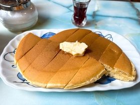 ボリューム満点!ホットケーキがおいしい喫茶ユータウン