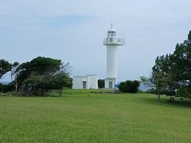 太地の観光名所【梶尾埼灯台】