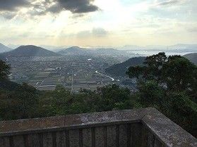 五色台の数ある展望台から一つご紹介いたします