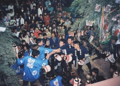 勝山が一番熱くなる「勝山喧嘩だんじり」