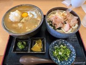 二大名物うどんが贅沢に楽しめる！「鈴八庵」