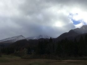 妙高山、神奈山がこんなに白くなりました❄️