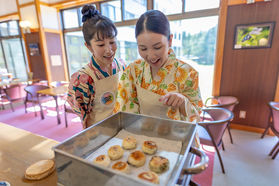 信州の味を手作り!休暇村乗鞍高原 おやき作り体験