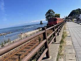 雨晴海岸へ行ってきました。