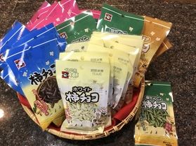 柿チョコ笹団子味を入荷しました。