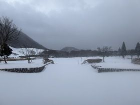 12/4朝の鏡ヶ成(奥大山)