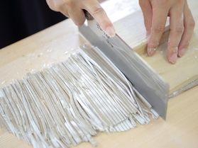 大晦日5組限定(予約制)!そば作り体験