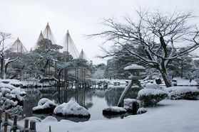 年末年始、兼六園の無料開園