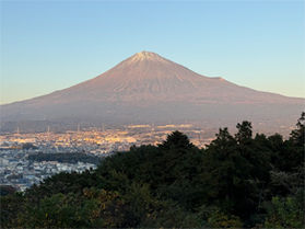 富士山を一望できる公園「白尾山公園」に行ってきました！！
