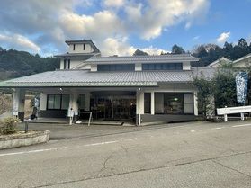 鈍川せせらぎ交流館