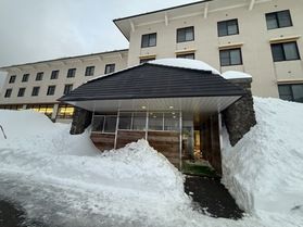 2/4朝の鏡ヶ成「奥大山」