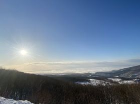 雪景色に雲海が現れた?