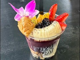 和歌山駅近くにあるさっぱり美味しいアサイーボウル店!