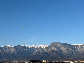 冬の北アルプスを見渡せる絶景スポット【アツムイ窯】