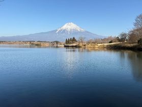 様々な顔を持つ富士山