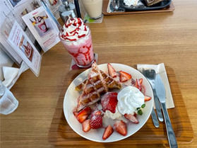 SAKURA　CAFE　イチゴ季節限定